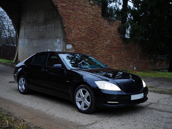 2011 Mercedes-Benz S-Класс 350 V (W221) Рестайлинг, чёрный - вид 2