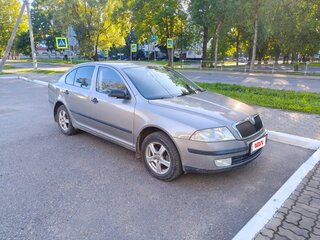 2008 Skoda Octavia II (A5), бежевый, 500000 рублей, вид 4