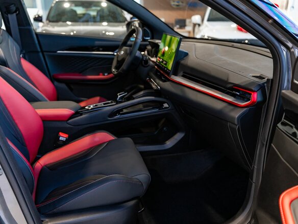2026 Geely Coolray I Рестайлинг 2, серый - вид 18