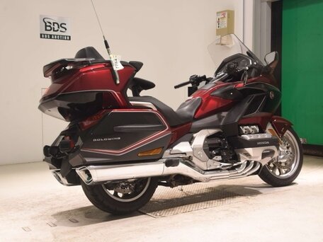 2010 Honda GL 1800 Gold Wing, красный, 1769000 рублей, вид 5