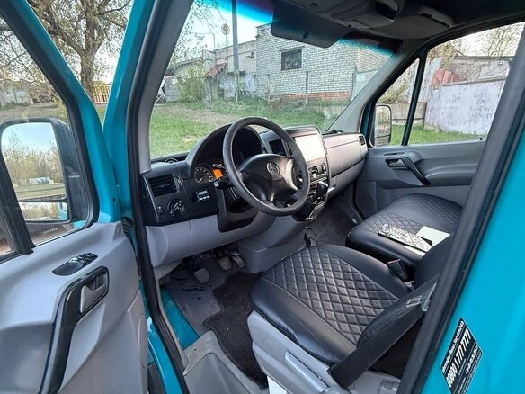 2009 Mercedes-Benz Sprinter, голубой, 1400000 рублей - вид 5