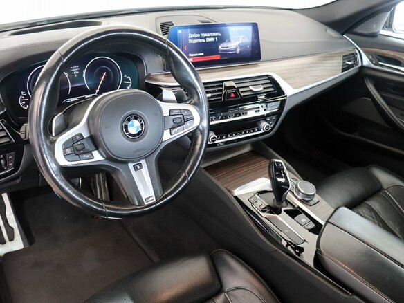 2018 BMW 5 серии 530d xDrive VII (G30/G31/G38), белый, 4600000 рублей - вид 14