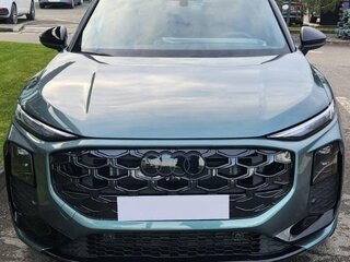 2025 Audi Q3 TDI III (FJ), зелёный, 8390000 рублей, вид 2