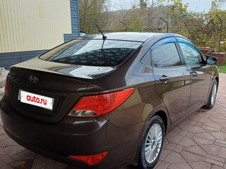 2016 Hyundai Solaris I Рестайлинг, коричневый, 950000 рублей, вид 4