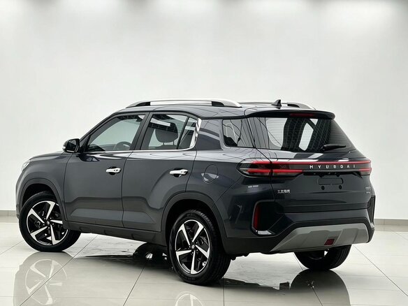2022 Hyundai ix35 II Рестайлинг, чёрный, 1510000 рублей - вид 3