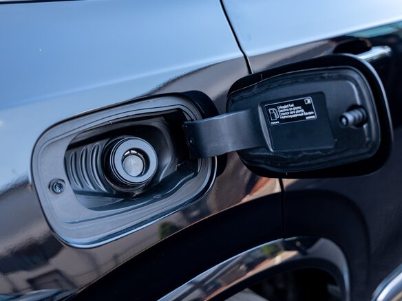 2026 Volvo XC90 B5 II Рестайлинг 2, чёрный, 10100000 рублей - вид 9