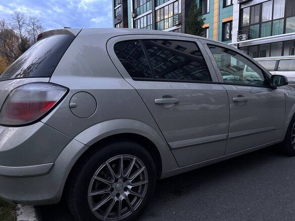 2006 Opel Astra H, бежевый, 400000 рублей - вид 1