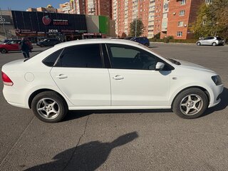 2014 Volkswagen Polo V, белый, 715000 рублей, вид 5