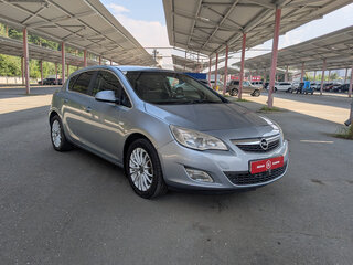 2011 Opel Astra J, серый, 659900 рублей, вид 2