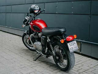 2019 Triumph Bonneville T100, красный, 750000 рублей, вид 3