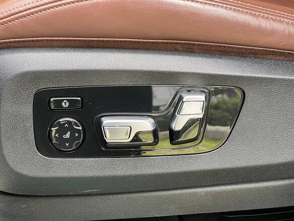 2020 BMW X5 30d IV (G05/G18), чёрный, 8000000 рублей - вид 26