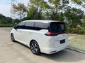 2022 GAC Trumpchi M6 Pro, белый - вид 4