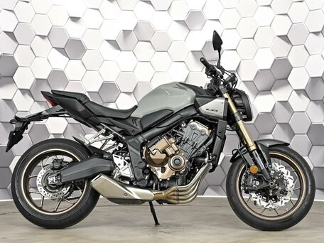 2024 Honda CB 650R, серый, 1199000 рублей, вид 3
