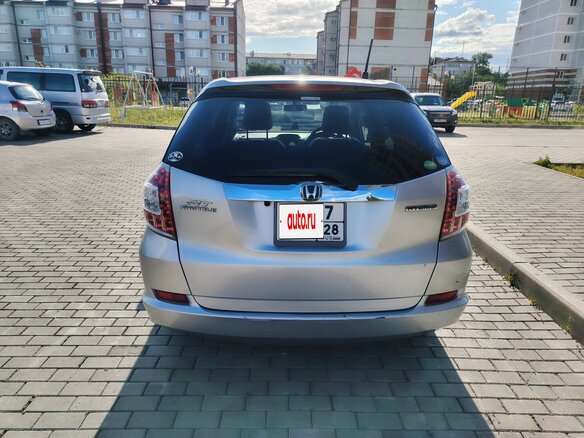 2013 Honda Fit Shuttle I Рестайлинг, серый, 780000 рублей - вид 4