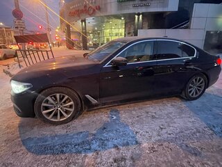 2018 BMW 5 серии 525d VII (G30/G31/G38), синий, 4700000 рублей, вид 4