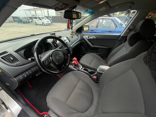 2012 Kia Cerato 6-speed II, серебристый, 920000 рублей, вид 5