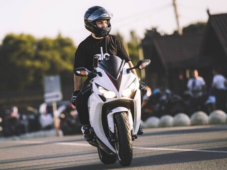 2014 Honda CBR 1000 RR/RA Fireblade, белый, 1040000 рублей, вид 2