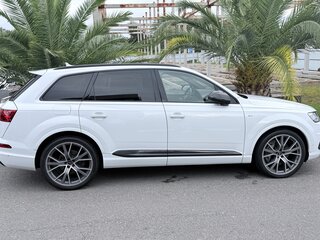 2018 Audi Q7 II (4M), белый, 6900000 рублей, вид 2