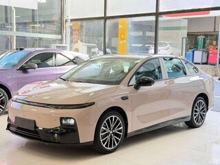 2026 Leapmotor B01 430, бежевый, 2099666 рублей, вид 1