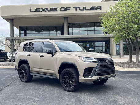 Lexus LX IV