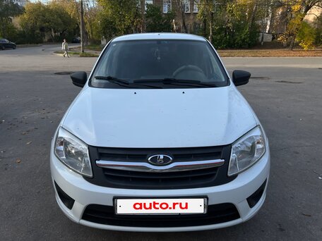 2017 Lada (ВАЗ) Granta I, белый, 390000 рублей, вид 1