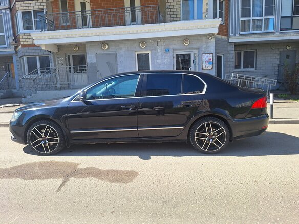 2014 Skoda Superb DSG II Рестайлинг, чёрный, 1450000 рублей - вид 6