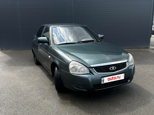 2010 Lada (ВАЗ) Priora I, серый, 240000 рублей - вид 1
