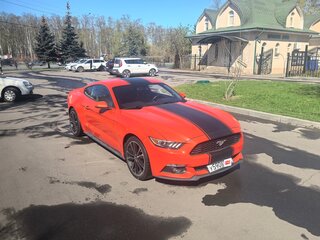 2016 Ford Mustang VI, оранжевый, 2500000 рублей, вид 2