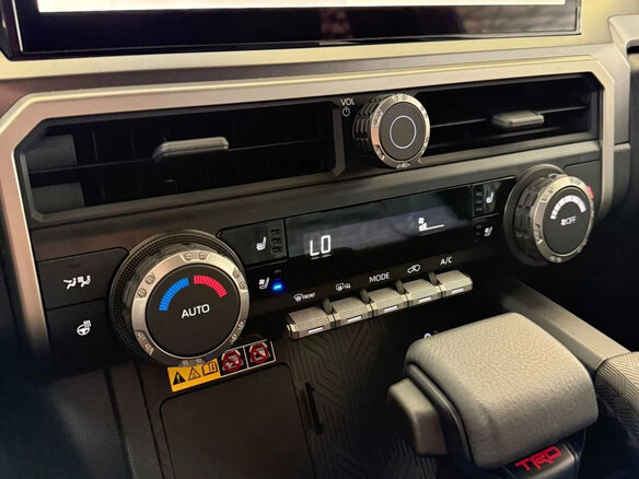 2026 Toyota 4Runner VI, чёрный, 8100000 рублей - вид 16