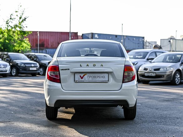 2018 Lada (ВАЗ) Granta I Рестайлинг, белый - вид 3