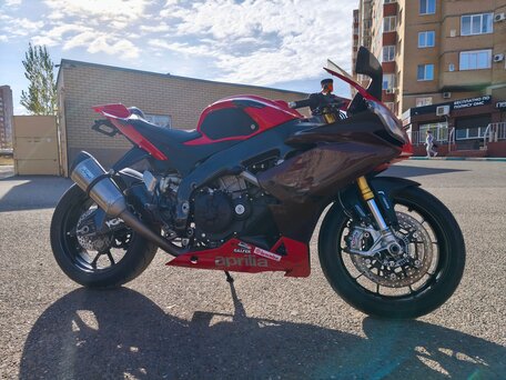 2014 Aprilia RSV4, красный, 1250000 рублей, вид 2