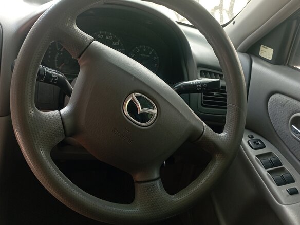 2000 Mazda Capella VI, белый, 150000 рублей - вид 10
