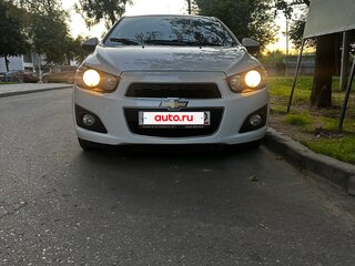 2012 Chevrolet Aveo II, белый, 600000 рублей, вид 3