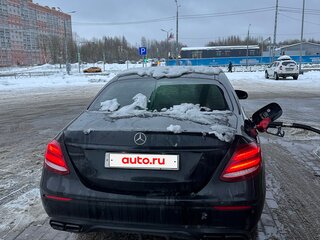 2016 Mercedes-Benz E-Класс 200 V (W213, S213, C238), чёрный, 2150000 рублей, вид 2
