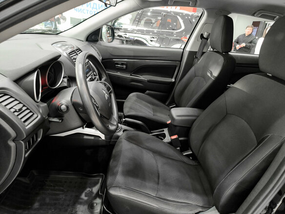 2014 Mitsubishi ASX I Рестайлинг, чёрный, 1200000 рублей - вид 15