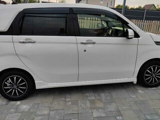 2017 Honda N-WGN I Рестайлинг, белый, 950000 рублей, вид 2