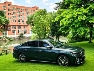 2025 Geely Emgrand III, зелёный, 1170000 рублей, вид 3