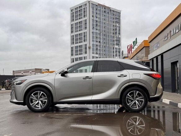 2026 Lexus RX 300 V, серебристый, 6890000 рублей - вид 3