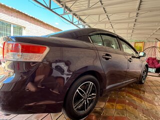 2009 Toyota Avensis III, фиолетовый, 970000 рублей, вид 2