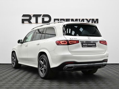 2021 Mercedes-Benz GLS 450 II (X167), белый, 7390000 рублей, вид 4