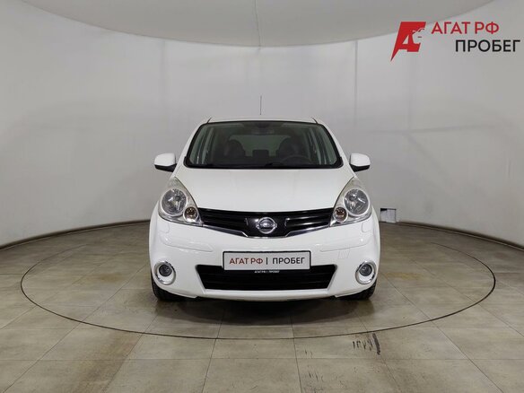 2012 Nissan Note I Рестайлинг, белый - вид 1