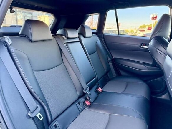 2023 Toyota Corolla Cross I, чёрный, 2170000 рублей - вид 17