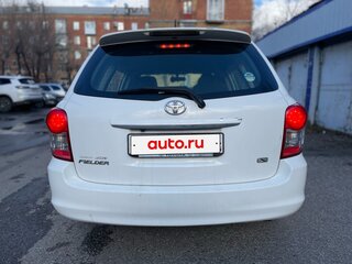 2011 Toyota Corolla Fielder X (E140, E150) Рестайлинг, белый, 1050000 рублей, вид 2