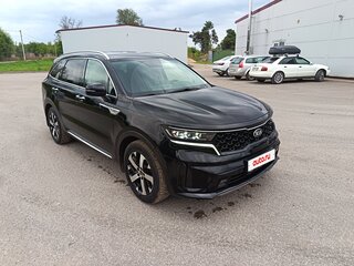 2021 Kia Sorento IV, чёрный, 3050000 рублей, вид 2