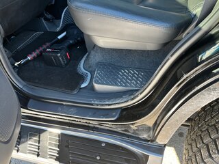 2007 Toyota Land Cruiser Prado 5-speed 120 Series Рестайлинг, чёрный, 2100000 рублей, вид 5