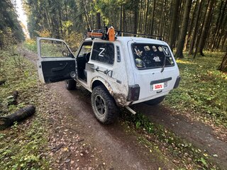 1998 Lada (ВАЗ) 2121 (4x4) I Рестайлинг, белый, 195000 рублей, вид 3