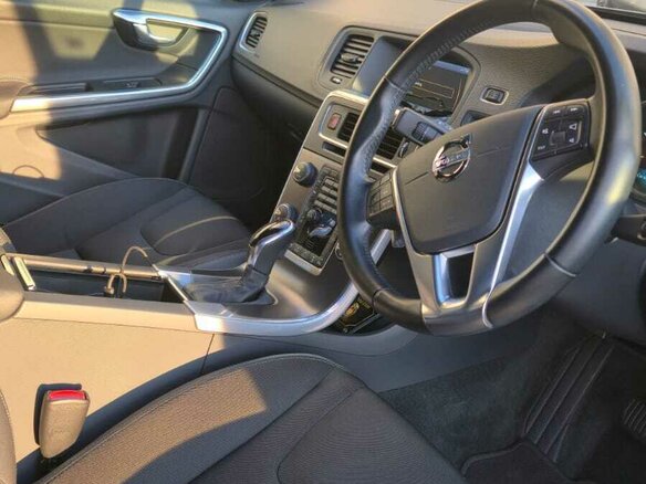 2013 Volvo V60 I, серый, 1225000 рублей - вид 5