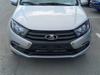 2026 Lada (ВАЗ) Granta I Рестайлинг, серебристый, 1121000 рублей, вид 2
