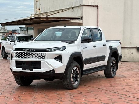 Toyota Hilux IX