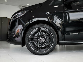 2025 Mercedes-Benz V-Класс Long 300 d длинный III (W447) Рестайлинг 2, чёрный, 13700000 рублей, вид 5